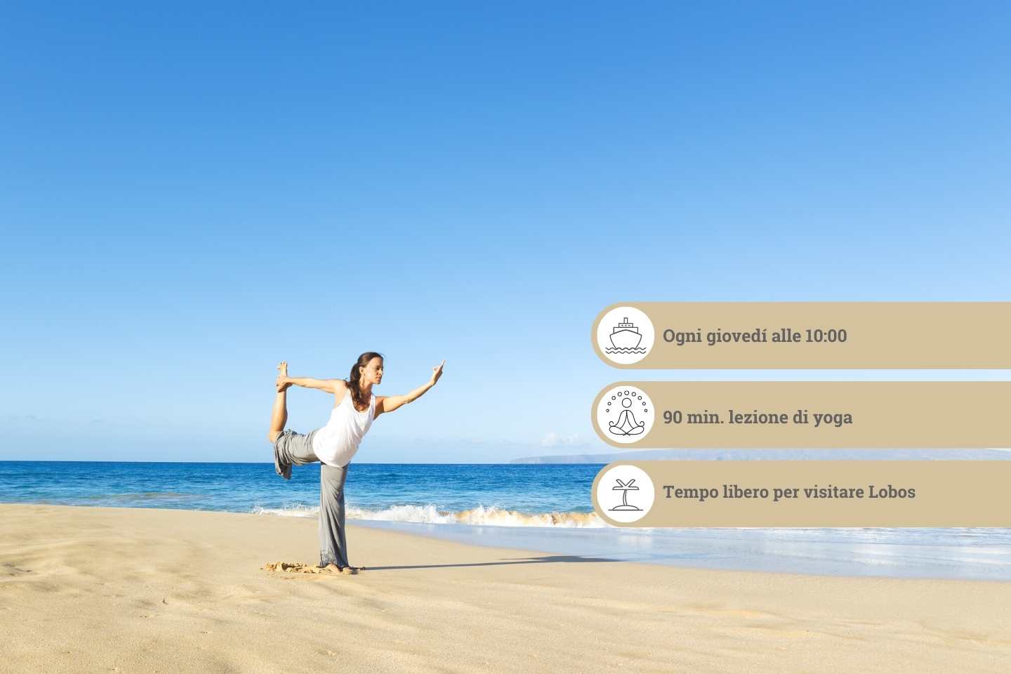 lezione di yoga sulla spiaggia