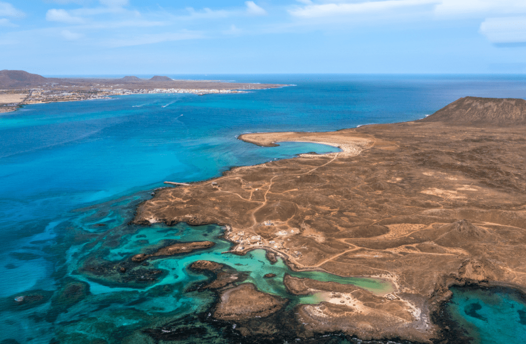 La isla de Lobos y su conexión con Fuerteventura: Un destino complementario